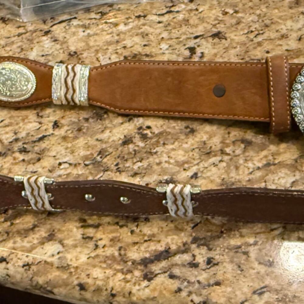 Tony lama brown leather belt